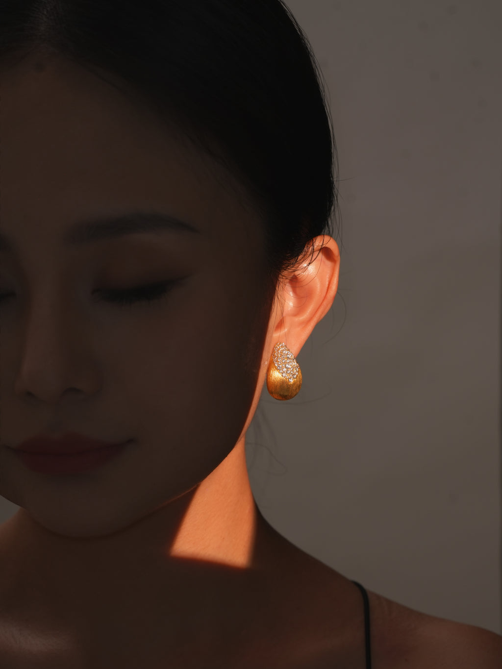 Lumiere Teardrop Earrings