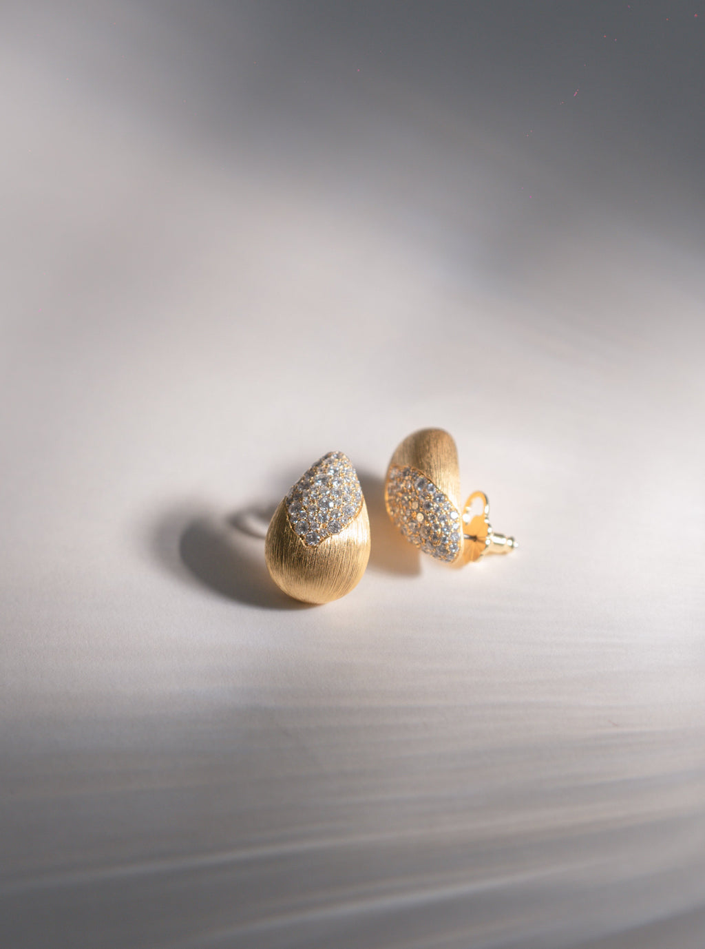 Lumiere Teardrop Earrings